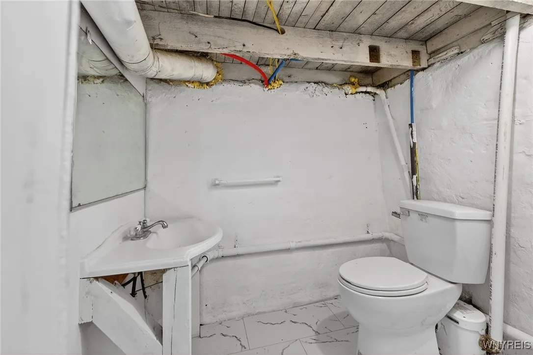 54 Roma Avenue, Buffalo, New York 14215, Buffalo, New York 14215, 3 Bedrooms Bedrooms, 5 Rooms Rooms,1 BathroomBathrooms,Residential,For Sale,54 Roma Avenue, Buffalo, New York 14215,0,B1652088