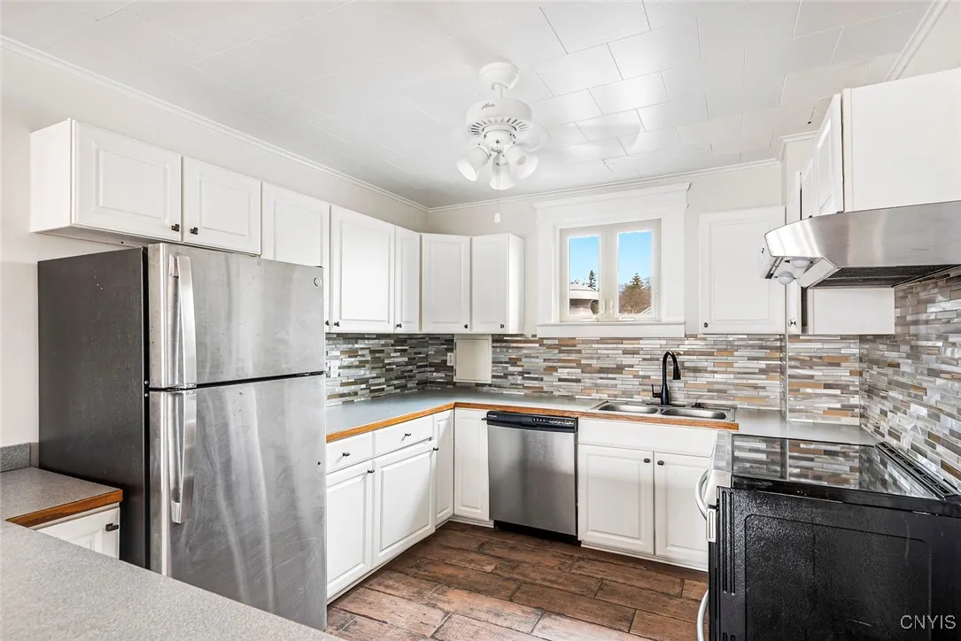 22 Jordan Street 2, Skaneateles, New York 13152, Skaneateles, New York 13152, 3 Bedrooms Bedrooms, 7 Rooms Rooms,1 BathroomBathrooms,Residential Lease,Closed,22 Jordan Street 2, Skaneateles, New York 13152,0,S1652078