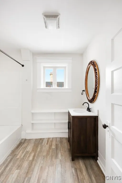 22 Jordan Street 2, Skaneateles, New York 13152, Skaneateles, New York 13152, 3 Bedrooms Bedrooms, 7 Rooms Rooms,1 BathroomBathrooms,Residential Lease,Closed,22 Jordan Street 2, Skaneateles, New York 13152,0,S1652078
