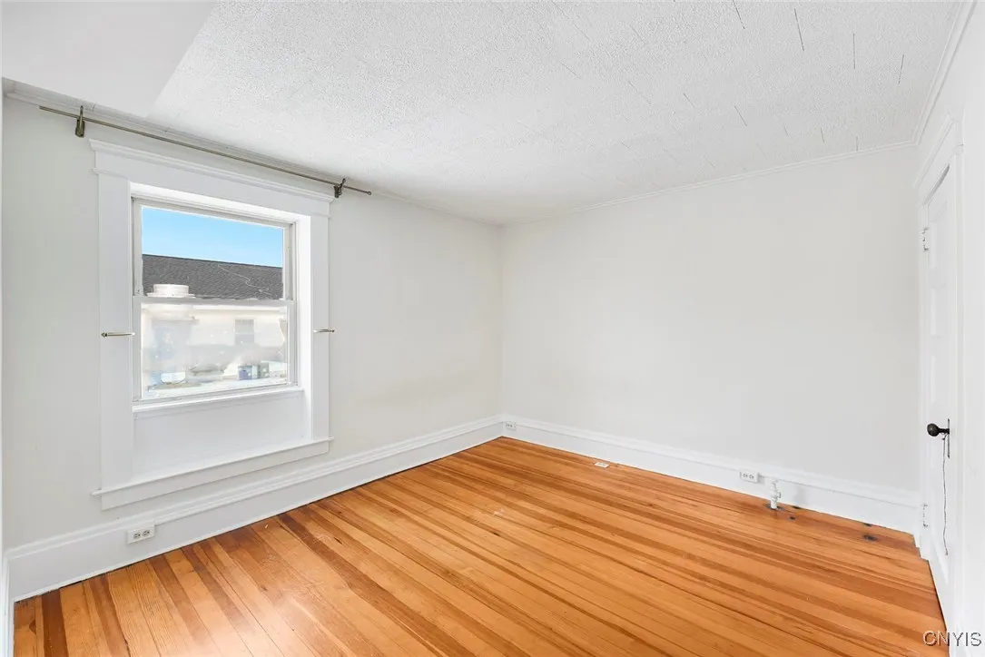 22 Jordan Street 2, Skaneateles, New York 13152, Skaneateles, New York 13152, 3 Bedrooms Bedrooms, 7 Rooms Rooms,1 BathroomBathrooms,Residential Lease,Closed,22 Jordan Street 2, Skaneateles, New York 13152,0,S1652078