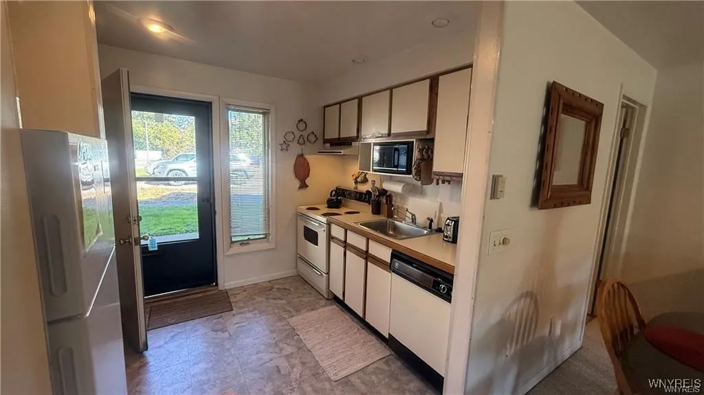 16 Wildflower, Ellicottville, New York 14731, Ellicottville, New York 14731, 1 Bedroom Bedrooms, 2 Rooms Rooms,1 BathroomBathrooms,Residential,For Sale,16 Wildflower, Ellicottville, New York 14731,0,B1651228