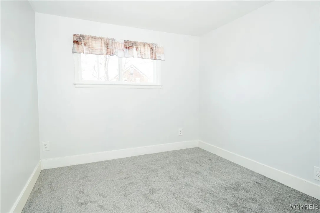 49 Lorain Street, Evans, New York 14006, Evans, New York 14006, 2 Bedrooms Bedrooms, 6 Rooms Rooms,1 BathroomBathrooms,Residential,For Sale,49 Lorain Street, Evans, New York 14006,0,B1652139