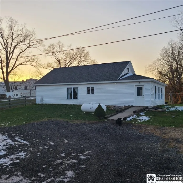 1673 Railroad Street, Clymer, New York 14767, Clymer, New York 14767, 3 Bedrooms Bedrooms, 5 Rooms Rooms,1 BathroomBathrooms,Residential,For Sale,1673 Railroad Street, Clymer, New York 14767,0,R1652207