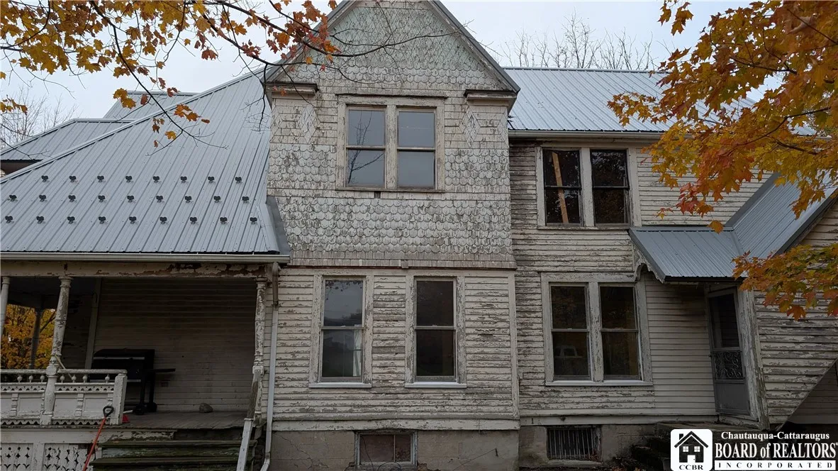 17 East Central Avenue, Portland, New York 14716, Portland, New York 14716, 5 Bedrooms Bedrooms, 13 Rooms Rooms,2 BathroomsBathrooms,Residential,For Sale,17 East Central Avenue, Portland, New York 14716,0,R1651937