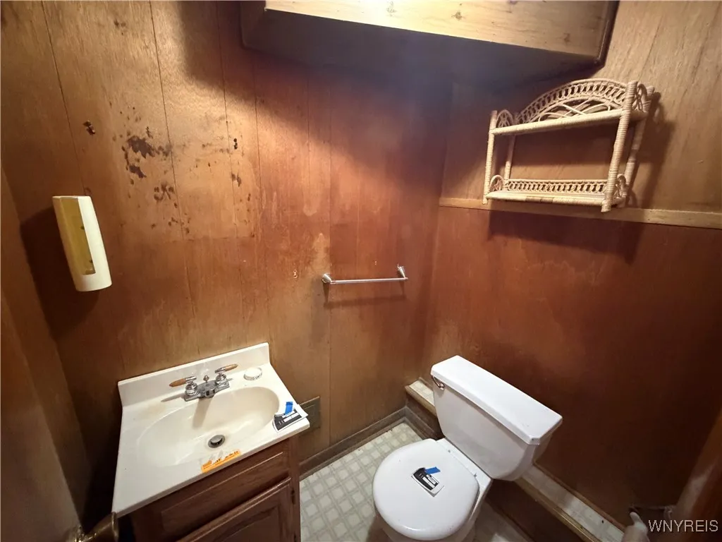 107 Maplegrove Avenue, Tonawanda, New York 14150, Tonawanda, New York 14150, 3 Bedrooms Bedrooms, 8 Rooms Rooms,1 BathroomBathrooms,Residential,For Sale,107 Maplegrove Avenue, Tonawanda, New York 14150,0,B1651781