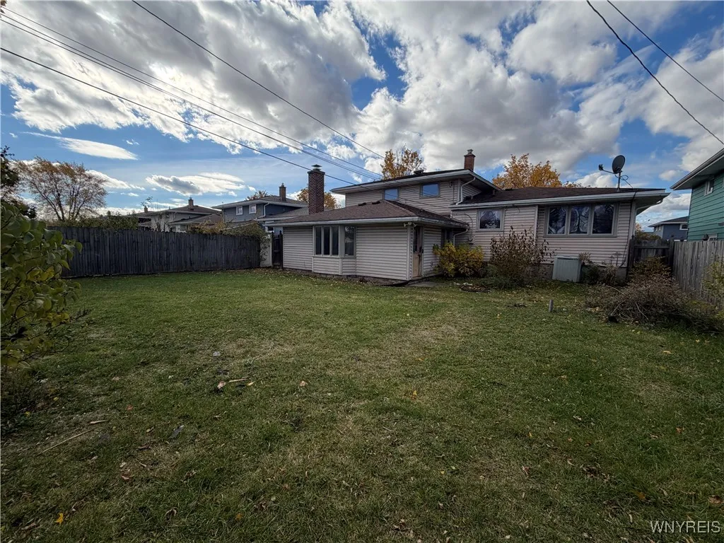 107 Maplegrove Avenue, Tonawanda, New York 14150, Tonawanda, New York 14150, 3 Bedrooms Bedrooms, 8 Rooms Rooms,1 BathroomBathrooms,Residential,For Sale,107 Maplegrove Avenue, Tonawanda, New York 14150,0,B1651781