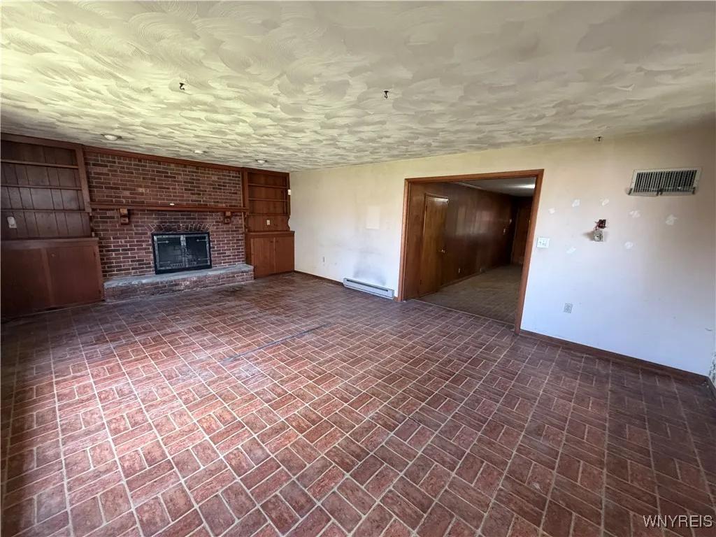 107 Maplegrove Avenue, Tonawanda, New York 14150, Tonawanda, New York 14150, 3 Bedrooms Bedrooms, 8 Rooms Rooms,1 BathroomBathrooms,Residential,For Sale,107 Maplegrove Avenue, Tonawanda, New York 14150,0,B1651781