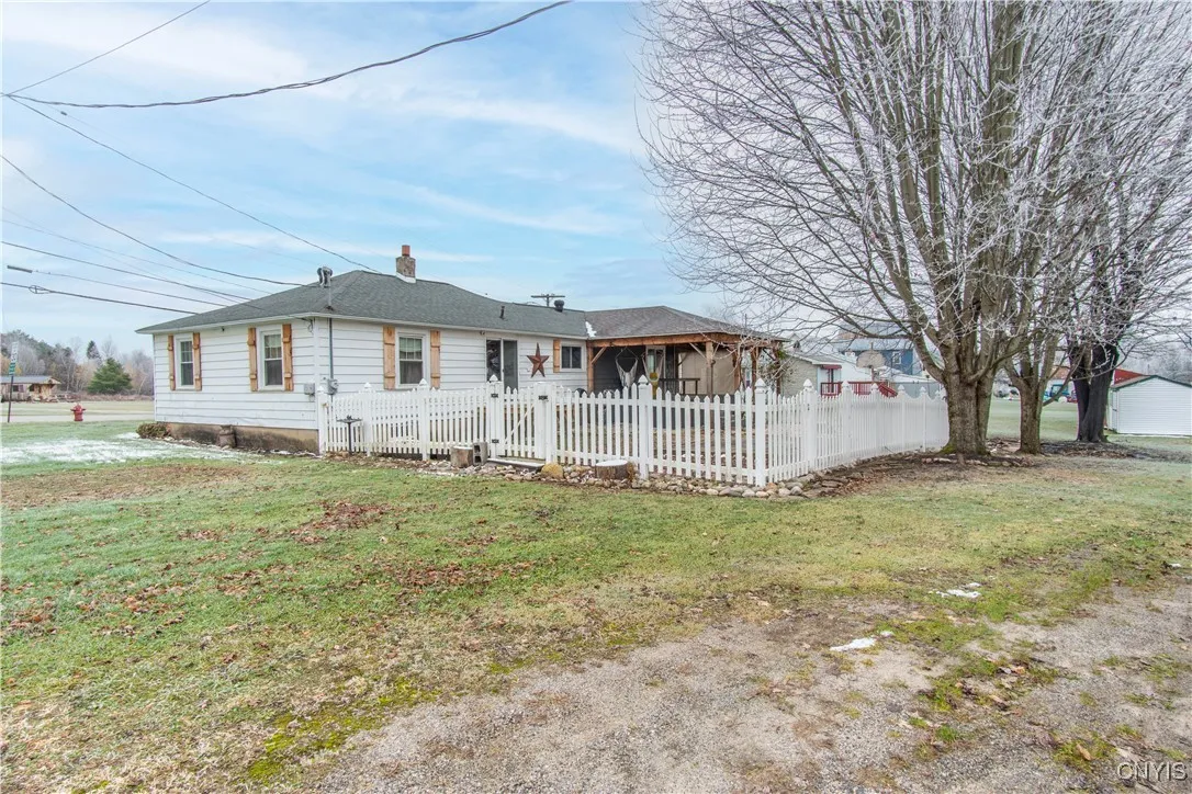 285 Clinton Street, Gouverneur, New York 13642, Gouverneur, New York 13642, 3 Bedrooms Bedrooms, 7 Rooms Rooms,1 BathroomBathrooms,Residential,For Sale,285 Clinton Street, Gouverneur, New York 13642,0,S1651317