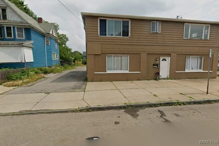 543 Ontario Street 1, Buffalo, New York 14207, Buffalo, New York 14207, 1 Bedroom Bedrooms, 4 Rooms Rooms,1 BathroomBathrooms,Residential Lease,For Rent,543 Ontario Street 1, Buffalo, New York 14207,0,B1650964