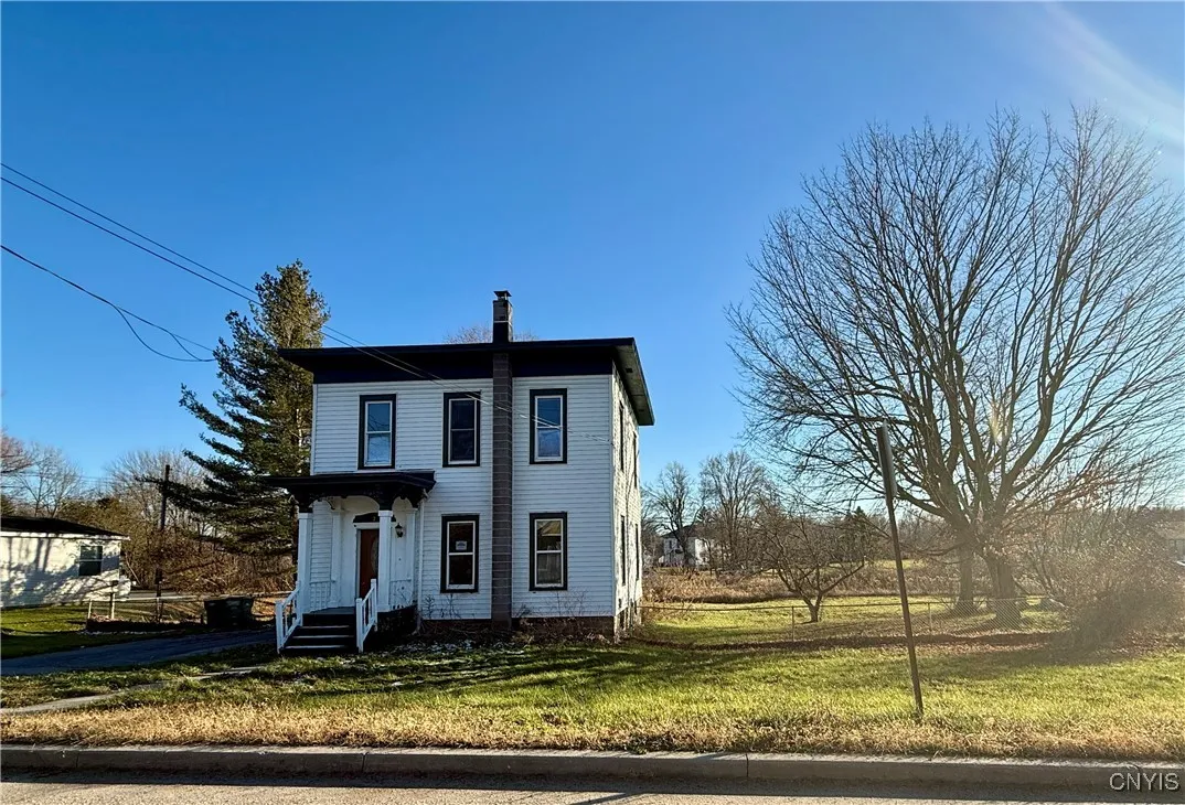 2 Main Street, Antwerp, New York 13608, Antwerp, New York 13608, 4 Bedrooms Bedrooms, 9 Rooms Rooms,2 BathroomsBathrooms,Residential,For Sale,2 Main Street, Antwerp, New York 13608,0,S1652260
