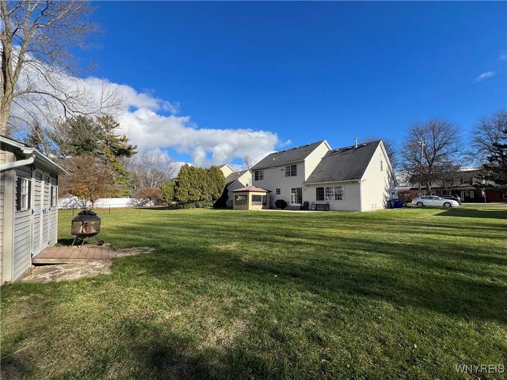 286 Haussauer Road, Amherst, New York 14068, Amherst, New York 14068, 4 Bedrooms Bedrooms, 9 Rooms Rooms,2 BathroomsBathrooms,Residential,Closed,286 Haussauer Road, Amherst, New York 14068,0,B1652251