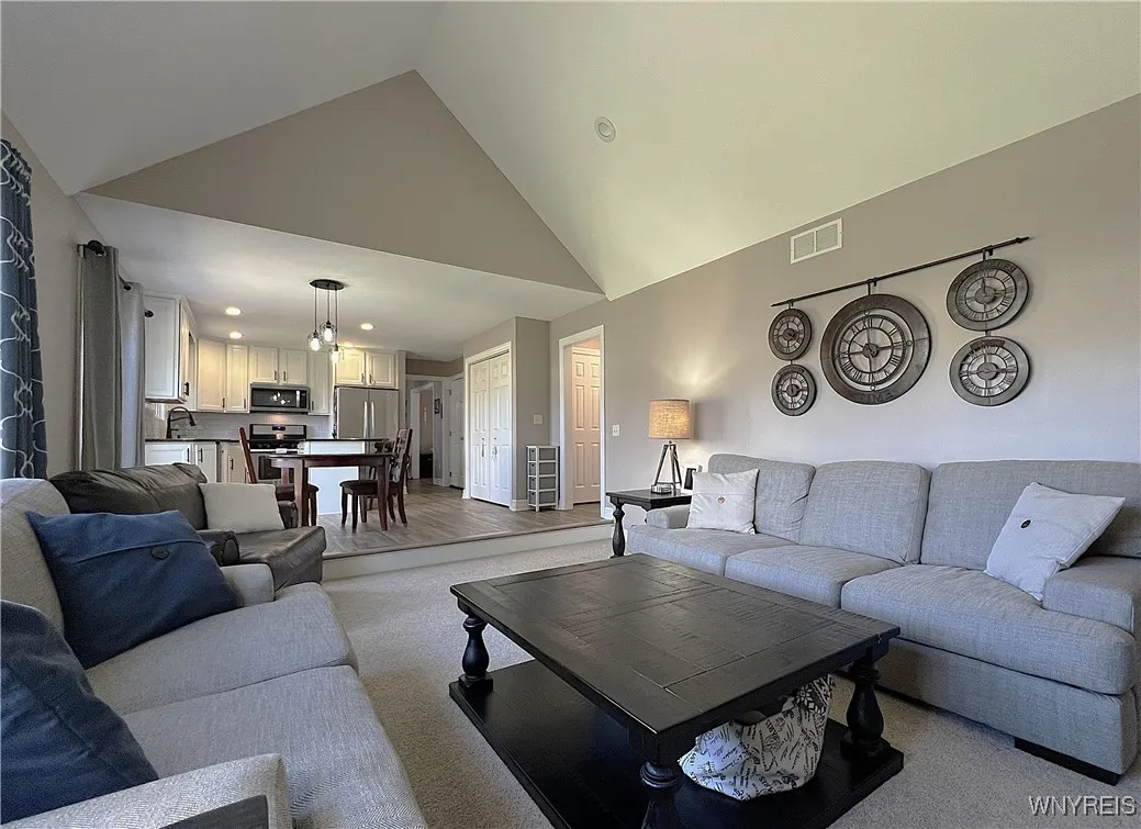 286 Haussauer Road, Amherst, New York 14068, Amherst, New York 14068, 4 Bedrooms Bedrooms, 9 Rooms Rooms,2 BathroomsBathrooms,Residential,Closed,286 Haussauer Road, Amherst, New York 14068,0,B1652251