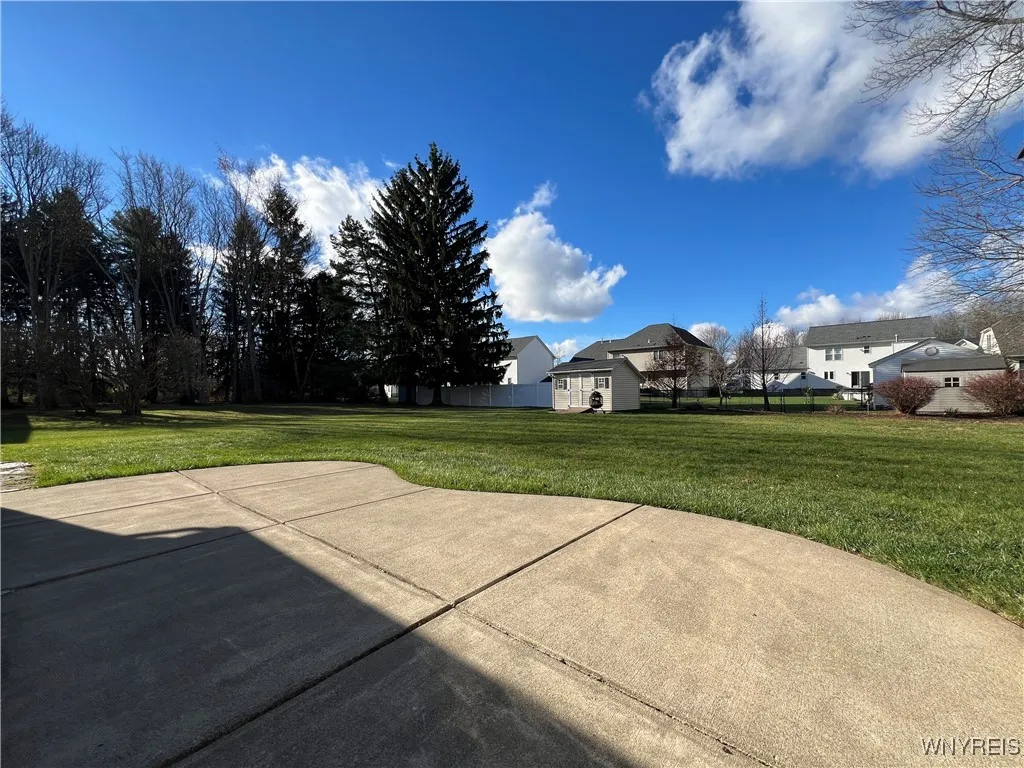 286 Haussauer Road, Amherst, New York 14068, Amherst, New York 14068, 4 Bedrooms Bedrooms, 9 Rooms Rooms,2 BathroomsBathrooms,Residential,Closed,286 Haussauer Road, Amherst, New York 14068,0,B1652251