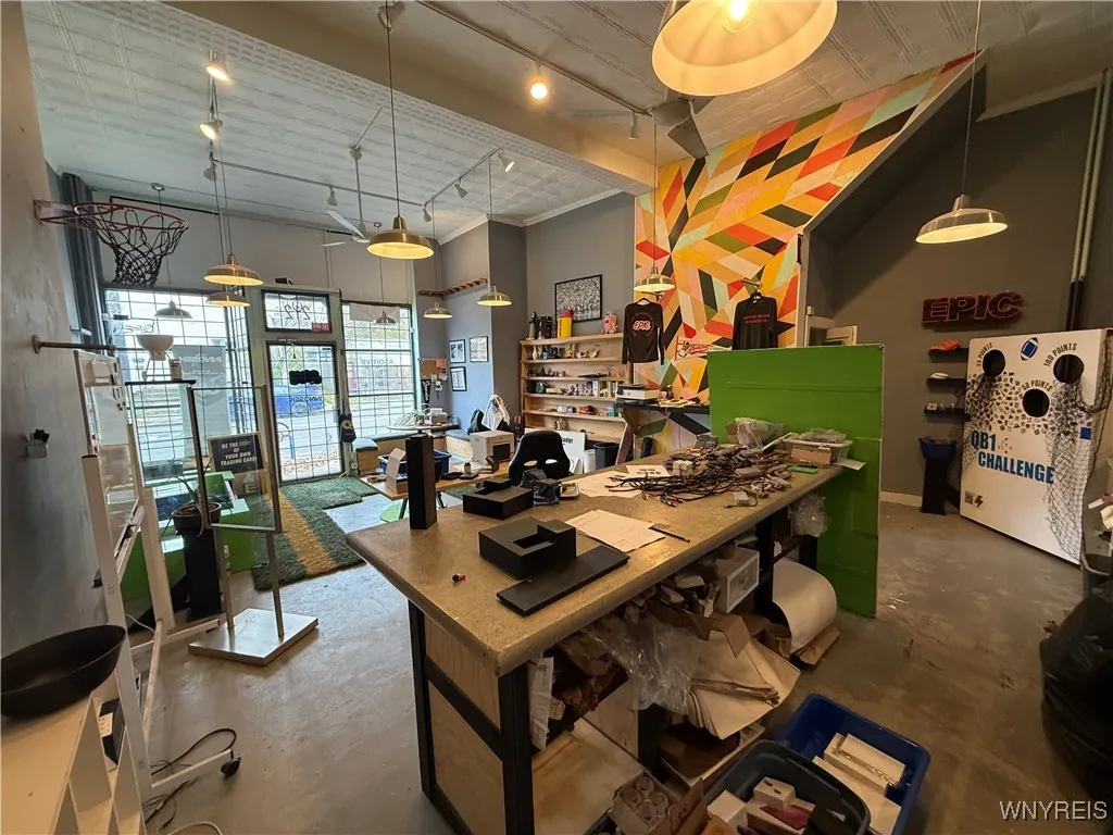 212 Grant Street, Buffalo, New York 14213, Buffalo, New York 14213, ,Commercial Lease,For Rent,212 Grant Street, Buffalo, New York 14213,0,B1652296