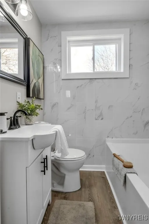 24 Commercial Street, Hamburg, New York 14219, Hamburg, New York 14219, 4 Bedrooms Bedrooms, ,2 BathroomsBathrooms,Residential,For Sale,24 Commercial Street, Hamburg, New York 14219,0,B1649246