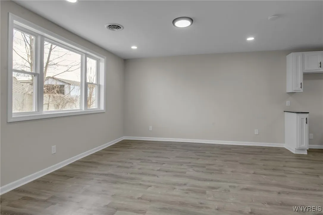 24 Commercial Street, Hamburg, New York 14219, Hamburg, New York 14219, 4 Bedrooms Bedrooms, ,2 BathroomsBathrooms,Residential,For Sale,24 Commercial Street, Hamburg, New York 14219,0,B1649246