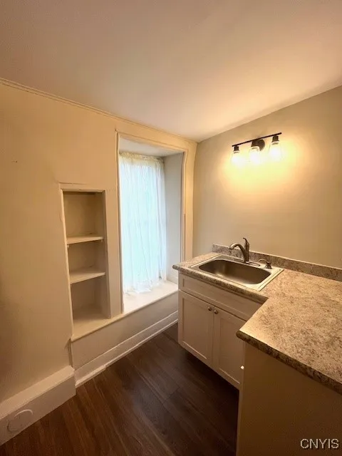 170 Kenwood Avenue 330, Oneida, New York 13421, Oneida, New York 13421, 1 Bedroom Bedrooms, 7 Rooms Rooms,1 BathroomBathrooms,Residential Lease,For Rent,170 Kenwood Avenue 330, Oneida, New York 13421,0,S1652277