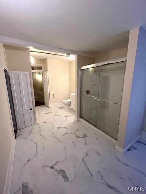 170 Kenwood Avenue 330, Oneida, New York 13421, Oneida, New York 13421, 1 Bedroom Bedrooms, 7 Rooms Rooms,1 BathroomBathrooms,Residential Lease,For Rent,170 Kenwood Avenue 330, Oneida, New York 13421,0,S1652277