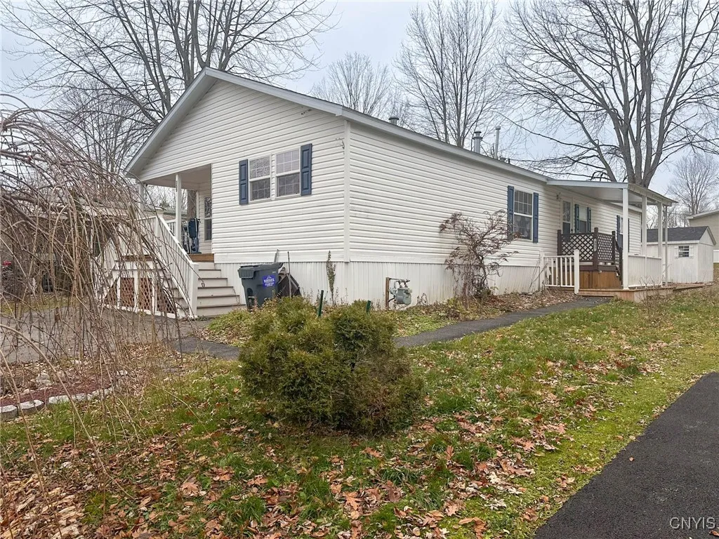 355 Aspen Drive, Utica, New York 13502, Utica, New York 13502, 3 Bedrooms Bedrooms, 6 Rooms Rooms,2 BathroomsBathrooms,Residential,For Sale,355 Aspen Drive, Utica, New York 13502,0,S1652320