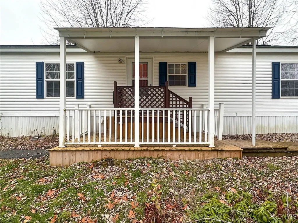 355 Aspen Drive, Utica, New York 13502, Utica, New York 13502, 3 Bedrooms Bedrooms, 6 Rooms Rooms,2 BathroomsBathrooms,Residential,For Sale,355 Aspen Drive, Utica, New York 13502,0,S1652320