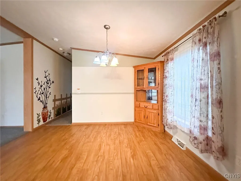 355 Aspen Drive, Utica, New York 13502, Utica, New York 13502, 3 Bedrooms Bedrooms, 6 Rooms Rooms,2 BathroomsBathrooms,Residential,For Sale,355 Aspen Drive, Utica, New York 13502,0,S1652320