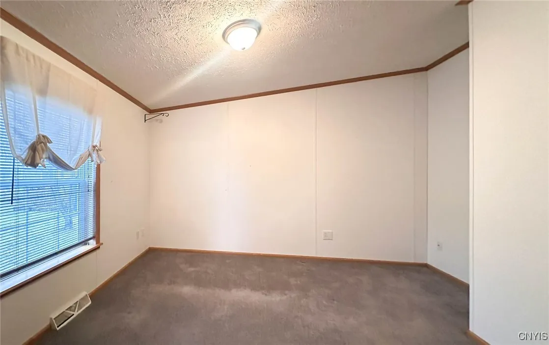 355 Aspen Drive, Utica, New York 13502, Utica, New York 13502, 3 Bedrooms Bedrooms, 6 Rooms Rooms,2 BathroomsBathrooms,Residential,For Sale,355 Aspen Drive, Utica, New York 13502,0,S1652320