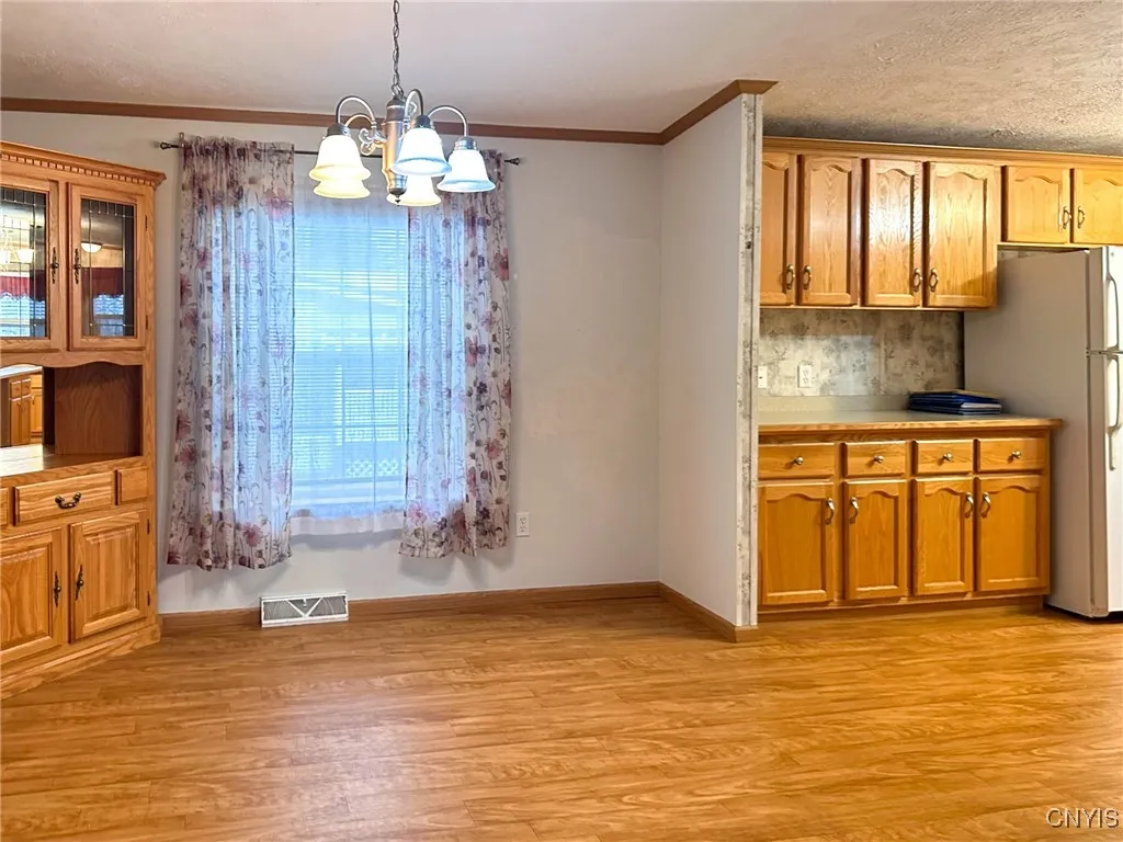 355 Aspen Drive, Utica, New York 13502, Utica, New York 13502, 3 Bedrooms Bedrooms, 6 Rooms Rooms,2 BathroomsBathrooms,Residential,For Sale,355 Aspen Drive, Utica, New York 13502,0,S1652320