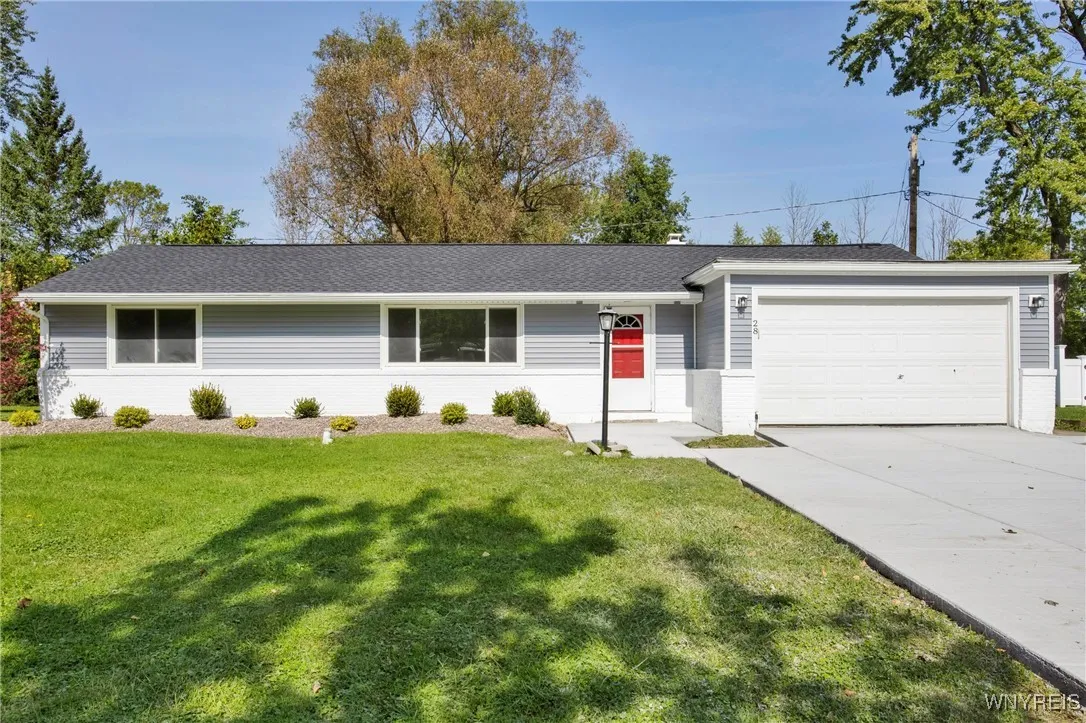 28 Campus Drive West, Amherst, New York 14226, Amherst, New York 14226, 3 Bedrooms Bedrooms, 7 Rooms Rooms,1 BathroomBathrooms,Residential Lease,For Rent,28 Campus Drive West, Amherst, New York 14226,0,B1651919