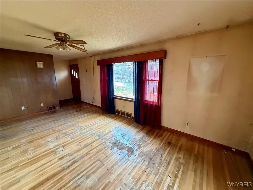 5559 Stilwell Road, Hamburg, New York 14075, Hamburg, New York 14075, 2 Bedrooms Bedrooms, 5 Rooms Rooms,1 BathroomBathrooms,Residential,Closed,5559 Stilwell Road, Hamburg, New York 14075,0,B1651707