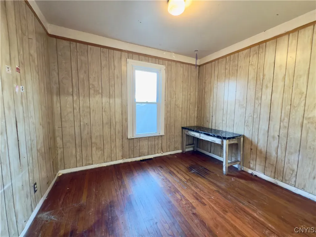 231 Grumbach Avenue, Syracuse, New York 13203, Syracuse, New York 13203, 3 Bedrooms Bedrooms, 6 Rooms Rooms,1 BathroomBathrooms,Residential,For Sale,231 Grumbach Avenue, Syracuse, New York 13203,0,S1652357