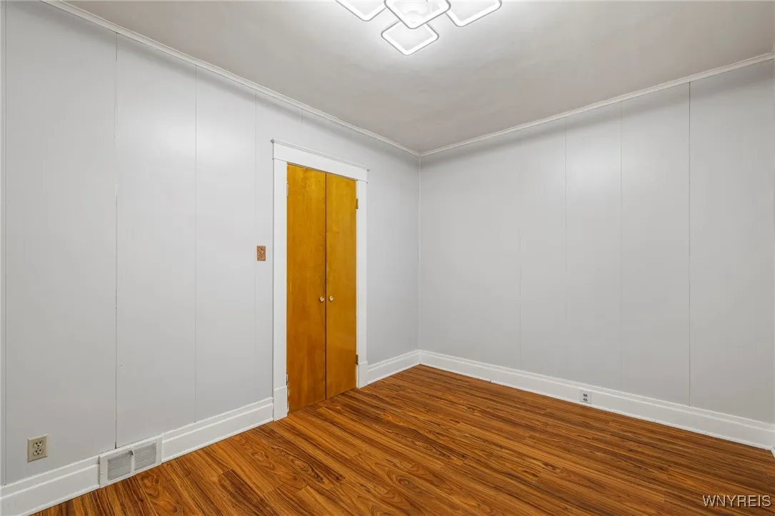 1968 Welch Avenue, Niagara Falls, New York 14303, Niagara Falls, New York 14303, 4 Bedrooms Bedrooms, 8 Rooms Rooms,2 BathroomsBathrooms,Residential,For Sale,1968 Welch Avenue, Niagara Falls, New York 14303,0,B1652500