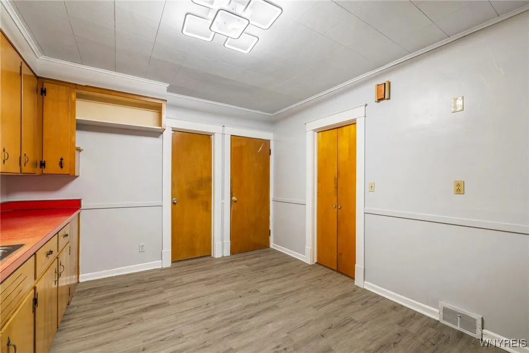 1968 Welch Avenue, Niagara Falls, New York 14303, Niagara Falls, New York 14303, 4 Bedrooms Bedrooms, 8 Rooms Rooms,2 BathroomsBathrooms,Residential,For Sale,1968 Welch Avenue, Niagara Falls, New York 14303,0,B1652500