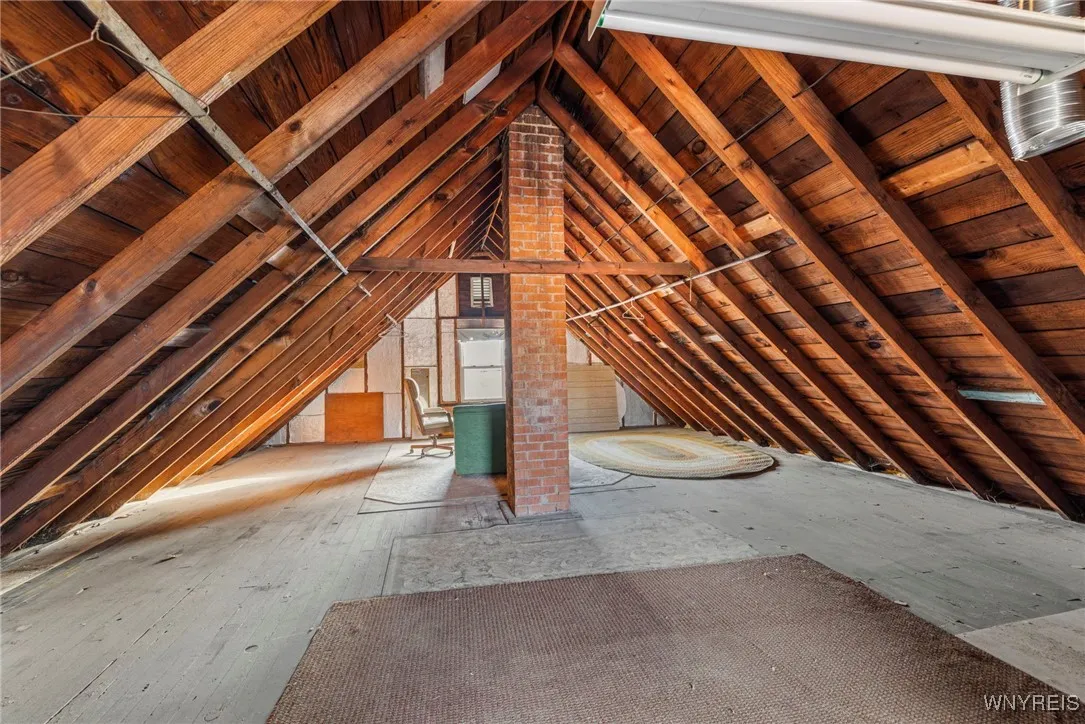 1968 Welch Avenue, Niagara Falls, New York 14303, Niagara Falls, New York 14303, 4 Bedrooms Bedrooms, 8 Rooms Rooms,2 BathroomsBathrooms,Residential,For Sale,1968 Welch Avenue, Niagara Falls, New York 14303,0,B1652500