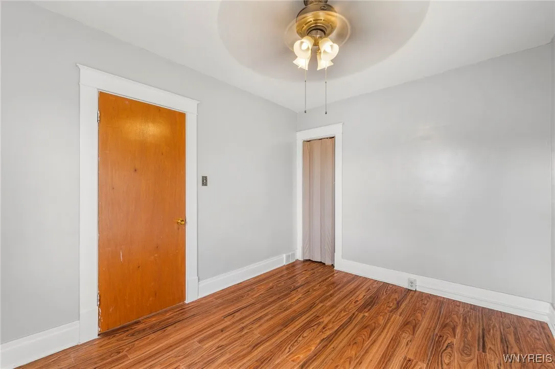 1968 Welch Avenue, Niagara Falls, New York 14303, Niagara Falls, New York 14303, 4 Bedrooms Bedrooms, 8 Rooms Rooms,2 BathroomsBathrooms,Residential,For Sale,1968 Welch Avenue, Niagara Falls, New York 14303,0,B1652500