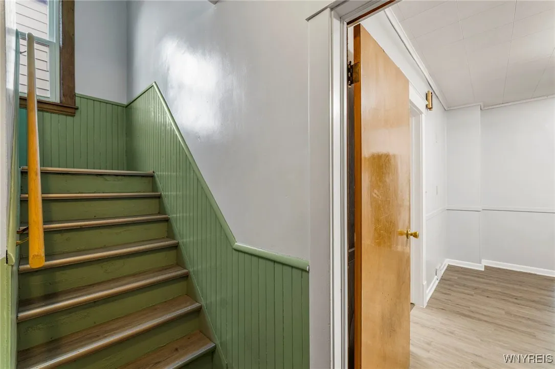 1968 Welch Avenue, Niagara Falls, New York 14303, Niagara Falls, New York 14303, 4 Bedrooms Bedrooms, 8 Rooms Rooms,2 BathroomsBathrooms,Residential,For Sale,1968 Welch Avenue, Niagara Falls, New York 14303,0,B1652500