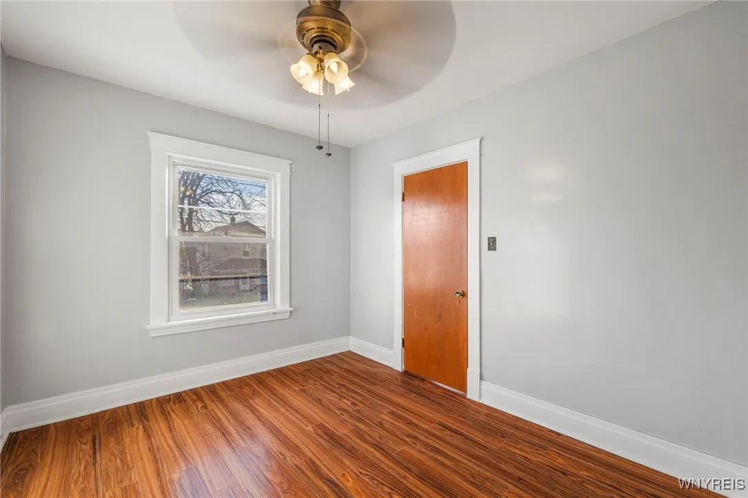 1968 Welch Avenue, Niagara Falls, New York 14303, Niagara Falls, New York 14303, 4 Bedrooms Bedrooms, 8 Rooms Rooms,2 BathroomsBathrooms,Residential,For Sale,1968 Welch Avenue, Niagara Falls, New York 14303,0,B1652500