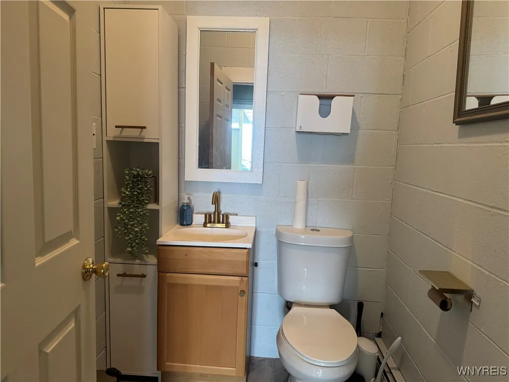 6911 Erie Road, Evans, New York 14047, Evans, New York 14047, ,Commercial Lease,For Rent,6911 Erie Road, Evans, New York 14047,0,B1652528