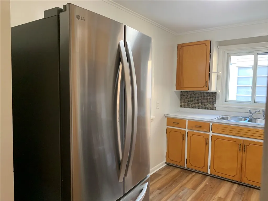 80 Abington Road, Irondequoit, New York 14622, Irondequoit, New York 14622, 4 Bedrooms Bedrooms, 6 Rooms Rooms,2 BathroomsBathrooms,Residential Lease,For Rent,80 Abington Road, Irondequoit, New York 14622,0,R1652109