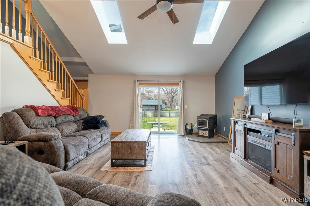 8770 Sesh Road, Clarence, New York 14032, Clarence, New York 14032, 3 Bedrooms Bedrooms, 7 Rooms Rooms,2 BathroomsBathrooms,Residential,For Sale,8770 Sesh Road, Clarence, New York 14032,0,B1652513