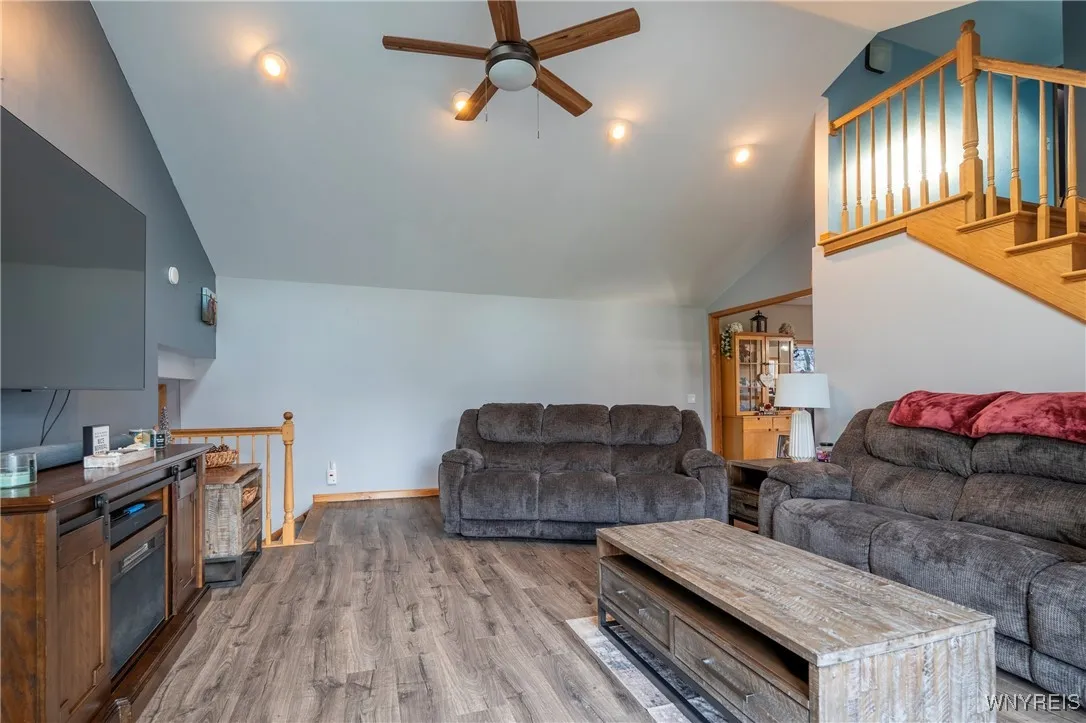 8770 Sesh Road, Clarence, New York 14032, Clarence, New York 14032, 3 Bedrooms Bedrooms, 7 Rooms Rooms,2 BathroomsBathrooms,Residential,For Sale,8770 Sesh Road, Clarence, New York 14032,0,B1652513