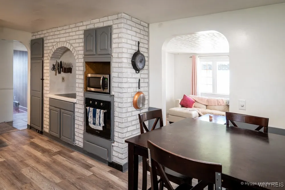 54 Covington Drive, West Seneca, New York 14220, West Seneca, New York 14220, 4 Bedrooms Bedrooms, 6 Rooms Rooms,1 BathroomBathrooms,Residential,For Sale,54 Covington Drive, West Seneca, New York 14220,0,B1652549