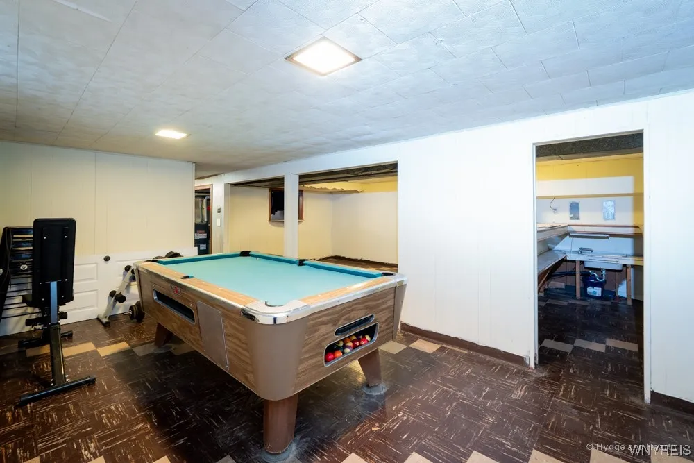 54 Covington Drive, West Seneca, New York 14220, West Seneca, New York 14220, 4 Bedrooms Bedrooms, 6 Rooms Rooms,1 BathroomBathrooms,Residential,For Sale,54 Covington Drive, West Seneca, New York 14220,0,B1652549