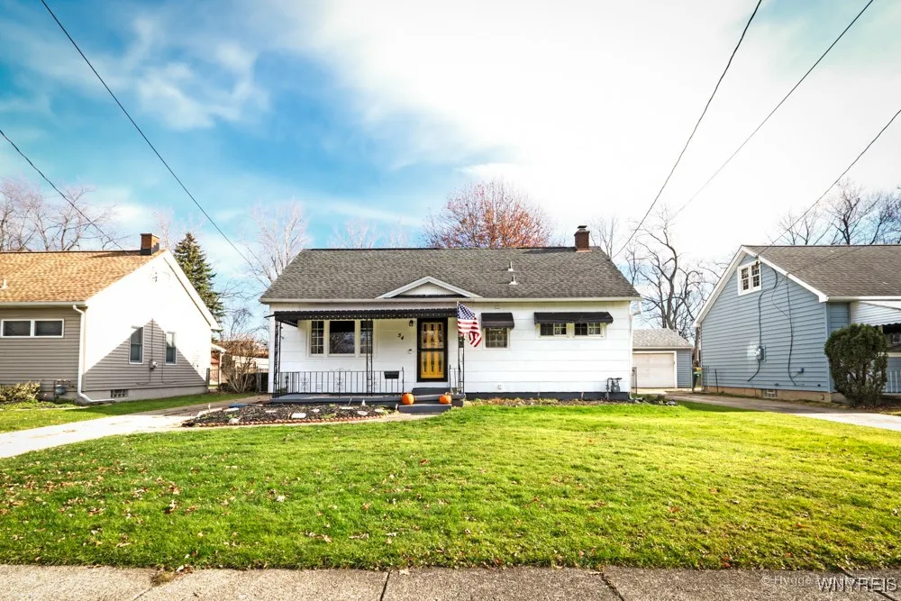 54 Covington Drive, West Seneca, New York 14220, West Seneca, New York 14220, 4 Bedrooms Bedrooms, 6 Rooms Rooms,1 BathroomBathrooms,Residential,For Sale,54 Covington Drive, West Seneca, New York 14220,0,B1652549