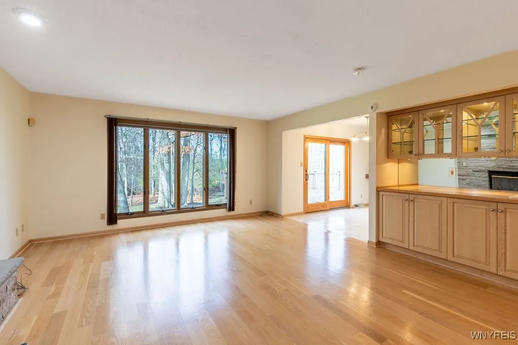 18 Islewoods, Grand Island, New York 14072, Grand Island, New York 14072, 5 Bedrooms Bedrooms, 12 Rooms Rooms,3 BathroomsBathrooms,Residential,For Sale,18 Islewoods, Grand Island, New York 14072,0,B1646349