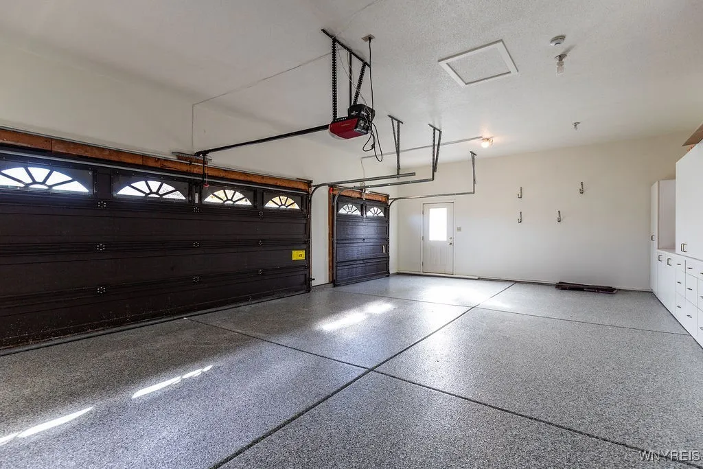 18 Islewoods, Grand Island, New York 14072, Grand Island, New York 14072, 5 Bedrooms Bedrooms, 12 Rooms Rooms,3 BathroomsBathrooms,Residential,For Sale,18 Islewoods, Grand Island, New York 14072,0,B1646349