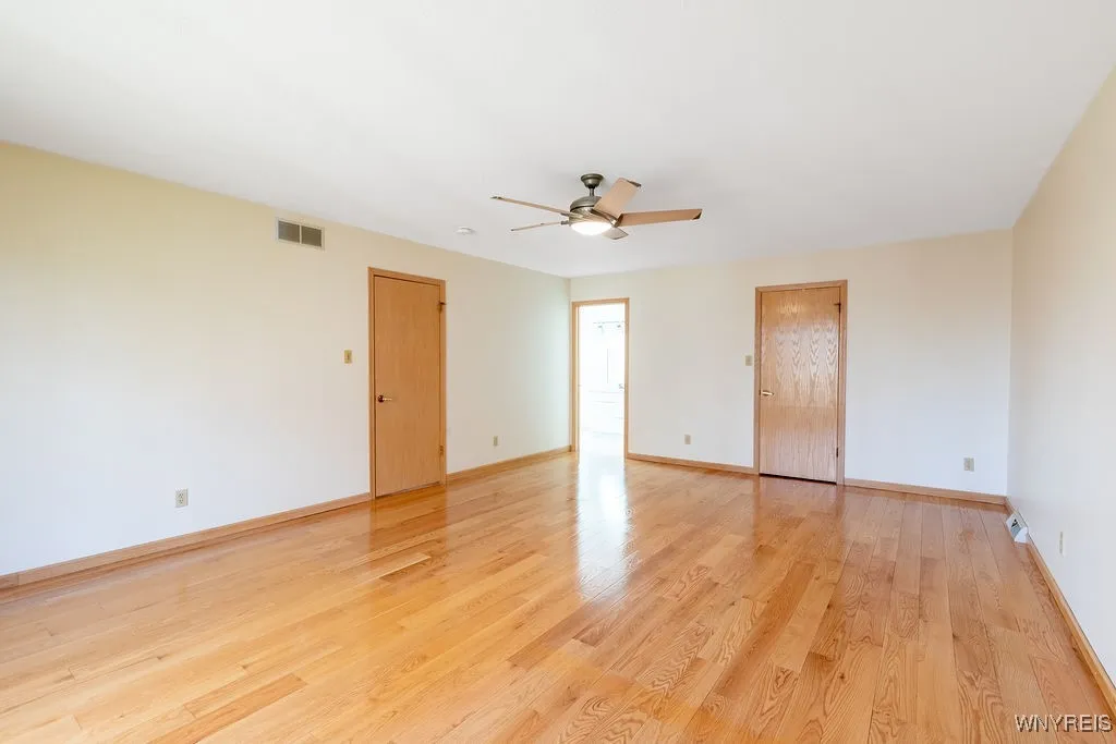 18 Islewoods, Grand Island, New York 14072, Grand Island, New York 14072, 5 Bedrooms Bedrooms, 12 Rooms Rooms,3 BathroomsBathrooms,Residential,For Sale,18 Islewoods, Grand Island, New York 14072,0,B1646349