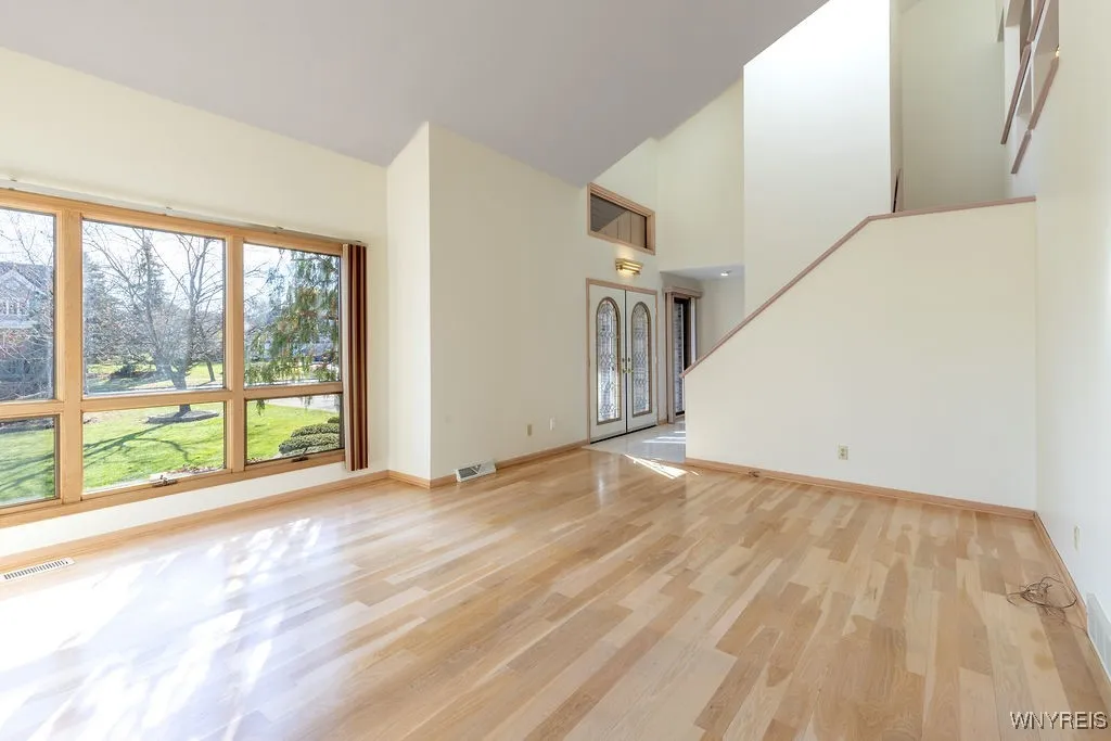 18 Islewoods, Grand Island, New York 14072, Grand Island, New York 14072, 5 Bedrooms Bedrooms, 12 Rooms Rooms,3 BathroomsBathrooms,Residential,For Sale,18 Islewoods, Grand Island, New York 14072,0,B1646349