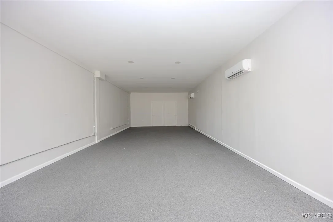 524 Main Street, Niagara Falls, New York 14301, Niagara Falls, New York 14301, ,Commercial Lease,For Rent,524 Main Street, Niagara Falls, New York 14301,0,B1652097