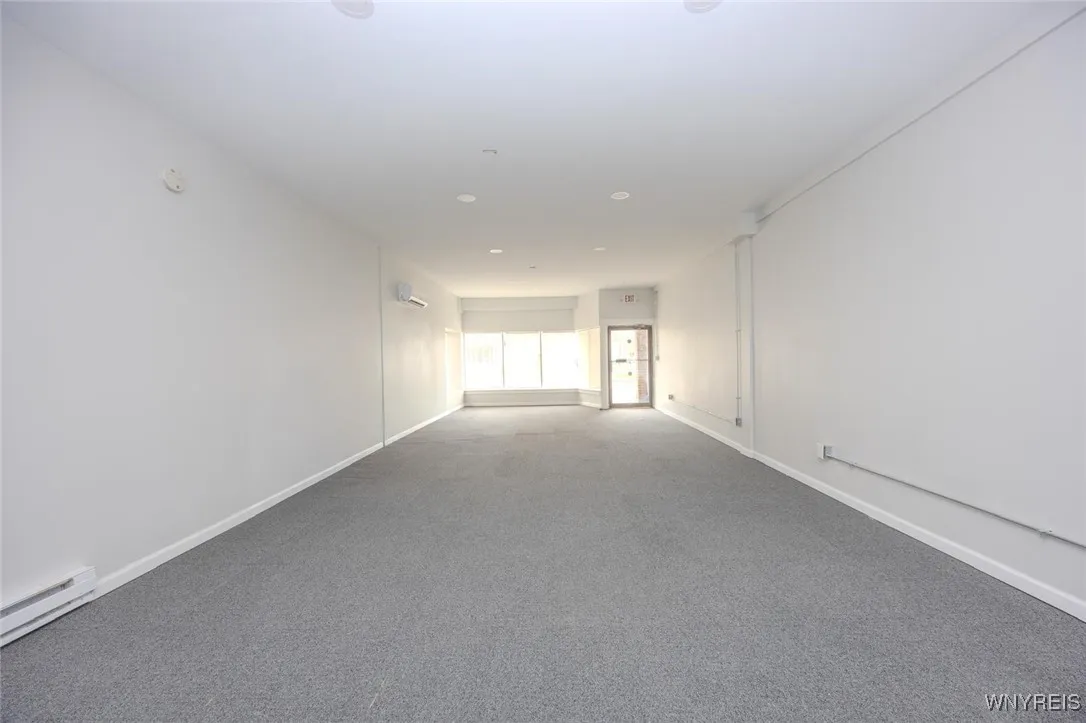 524 Main Street, Niagara Falls, New York 14301, Niagara Falls, New York 14301, ,Commercial Lease,For Rent,524 Main Street, Niagara Falls, New York 14301,0,B1652097