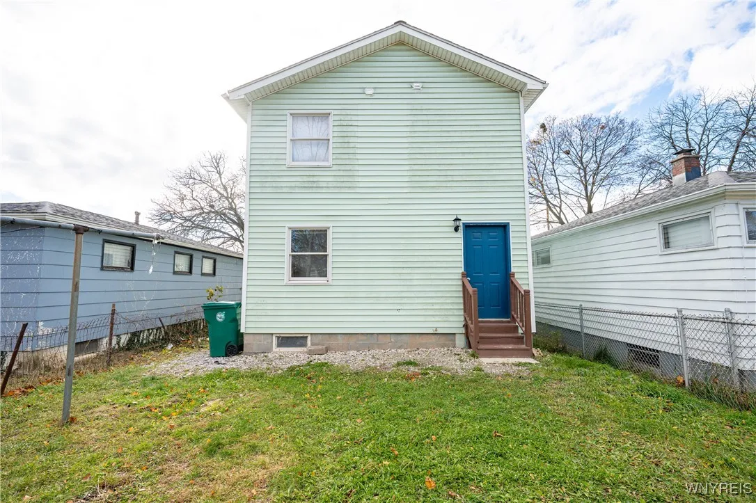 2128 Jerauld Avenue, Niagara Falls, New York 14305, Niagara Falls, New York 14305, 6 Bedrooms Bedrooms, ,4 BathroomsBathrooms,Residential,For Sale,2128 Jerauld Avenue, Niagara Falls, New York 14305,0,B1651182